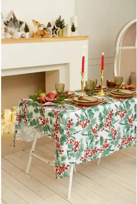 Скатерть Доляна «Новый год: Сhristmas berries» 145*300 +/- 2 см, 100% п/э